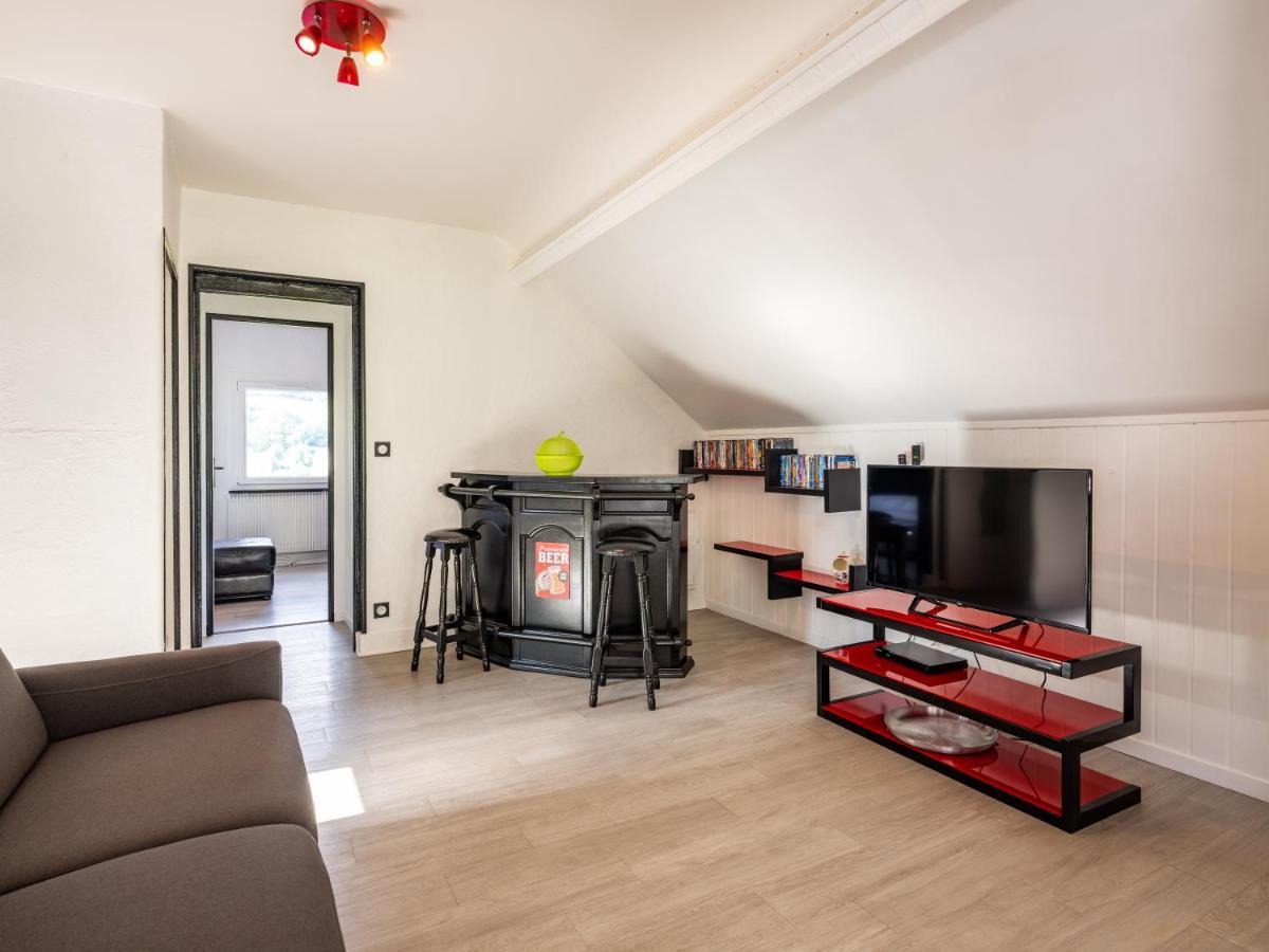 Stunning 4-Bed House In La Bourboule Villa Exterior photo